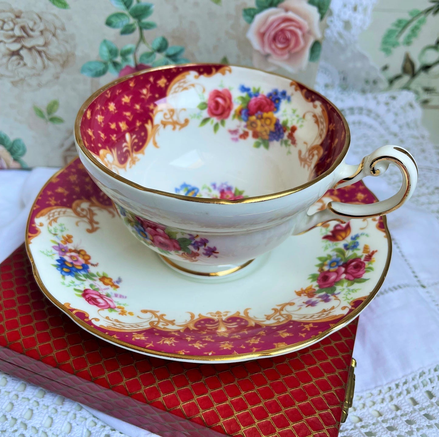 Royal Warrant By Her Majesty The Queen Paragon Teacup and Saucer Duo