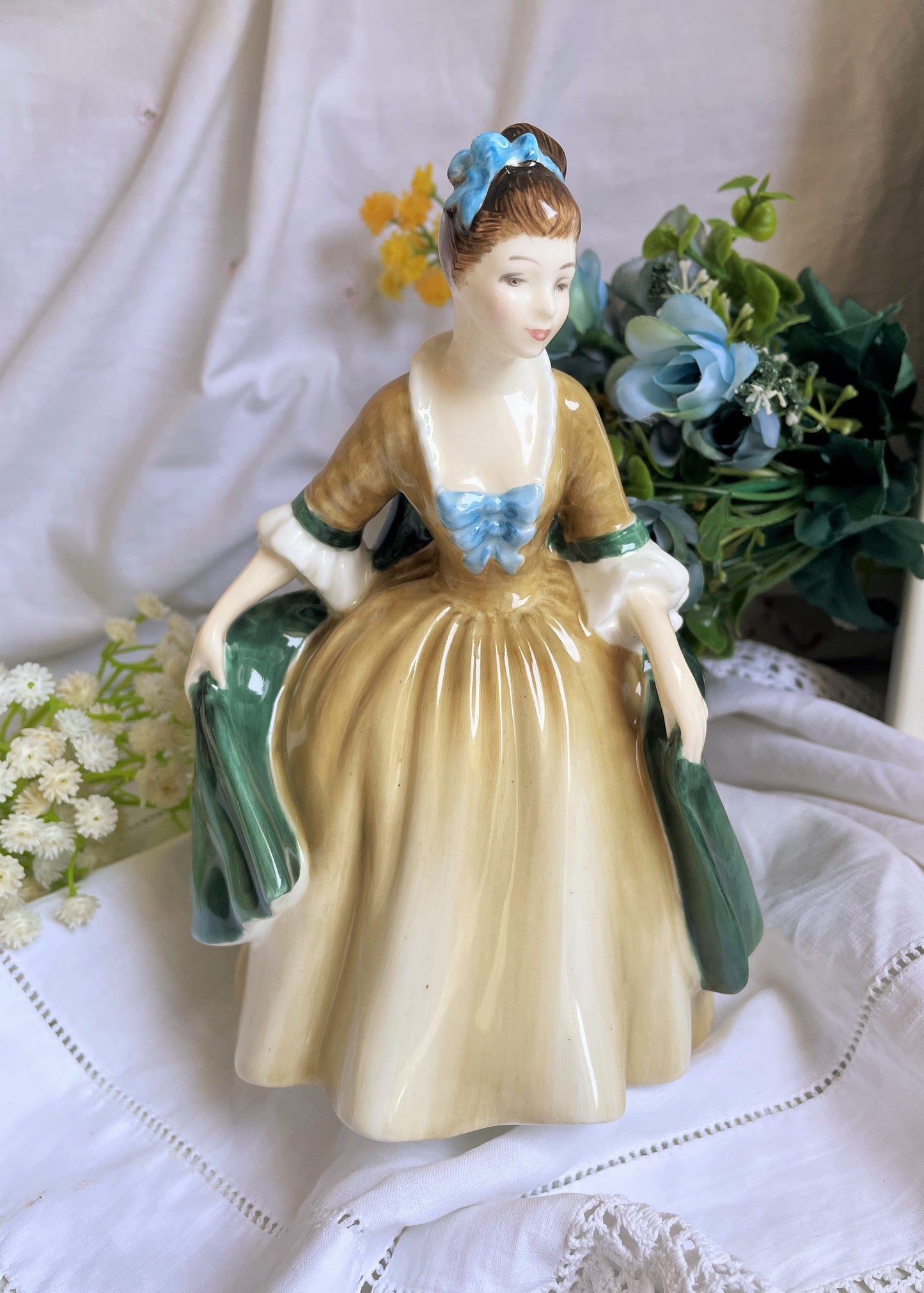 Elegance Royal Douton Figurine