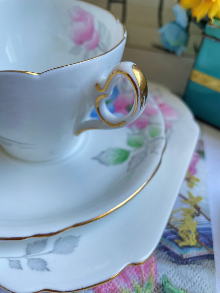 Shelley Dog Rose Teacup, Saucer and Tea Plate Trio